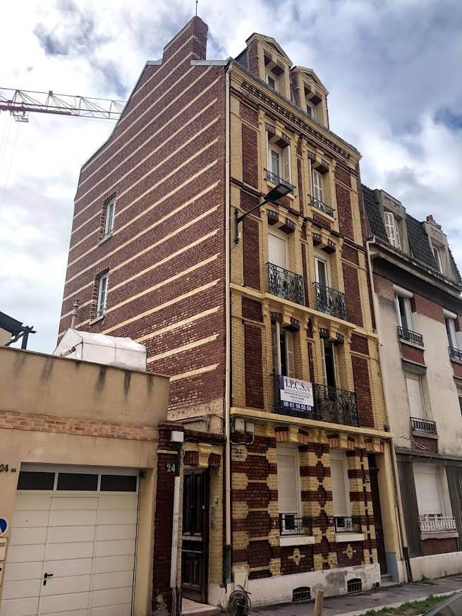 Résultat final de l'immeuble Rejointement de brique de la façade côté rue + pignon